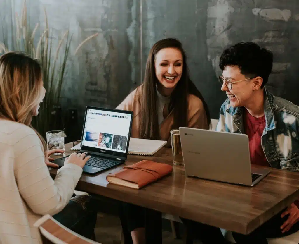 green-officce-borne-connectee-futur-waste-management-gestion-déchets-entreprise